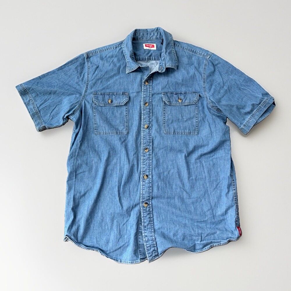 Wrangler Denim Shirt Mens Large L Blue Short Sleeve Button Up Casual Workwear